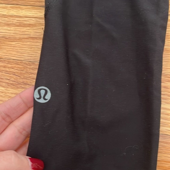 LULULEMON tight stuff reflective scalloped hem size 6 - Picture 2 of 5